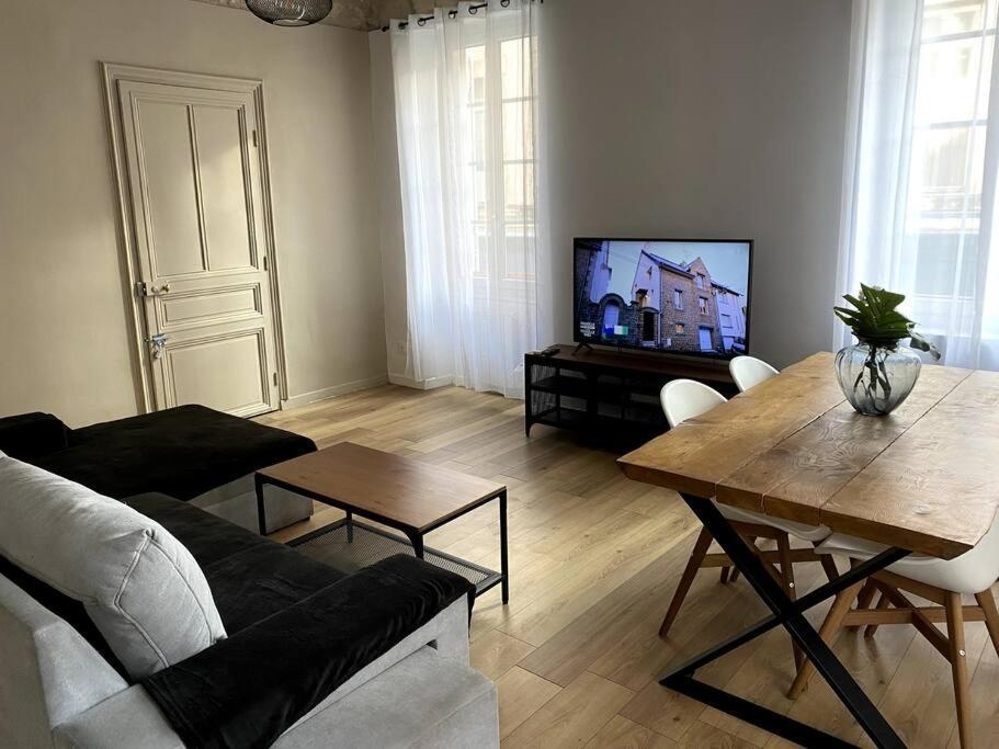 Apartment 60m2 Au Coeur Du Vieux Port *